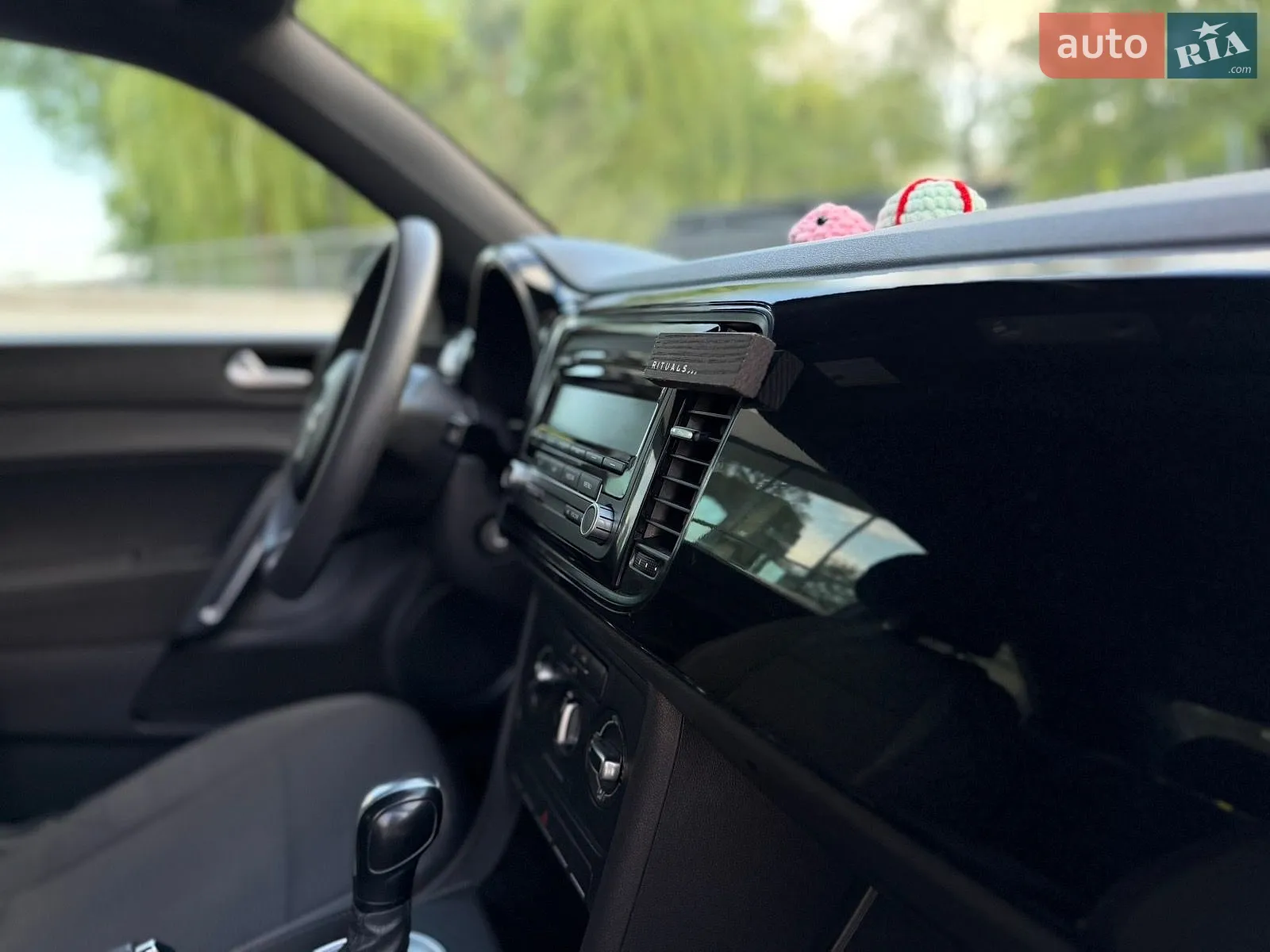 2013 Volkswagen Beetle - мініатюра 22