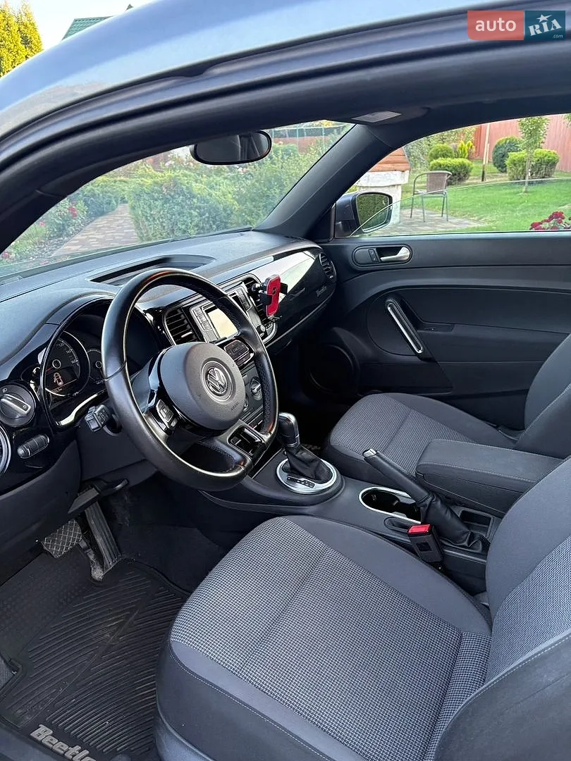 2019 Volkswagen Beetle - мініатюра 7