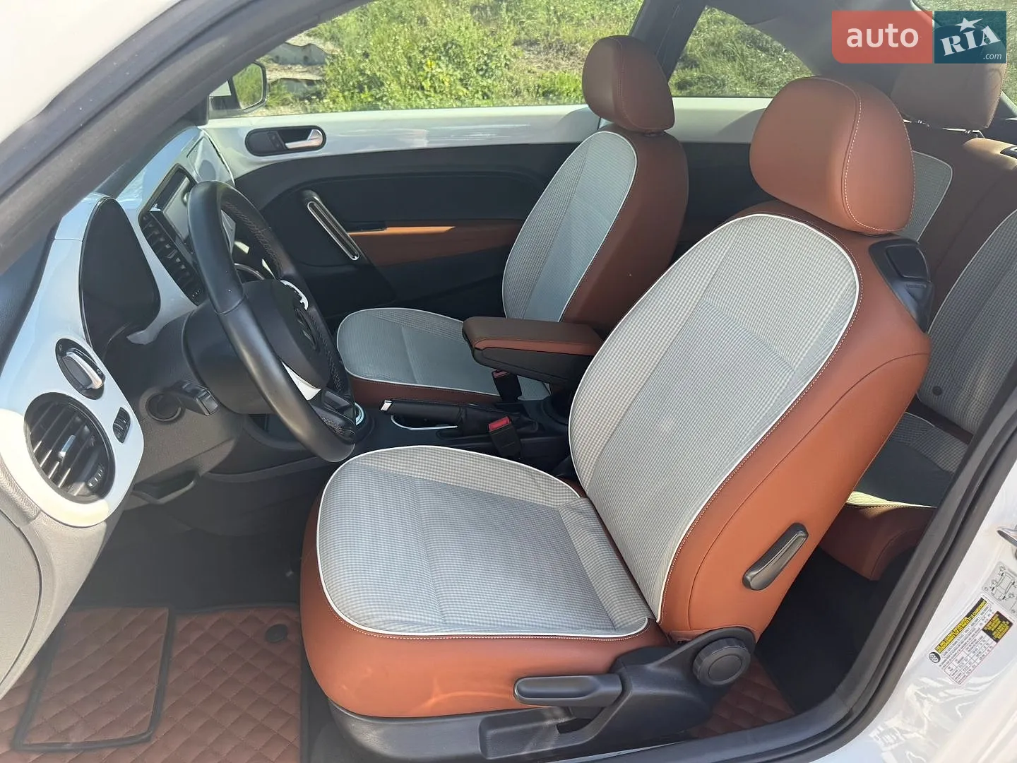 2015 Volkswagen Beetle - мініатюра 13