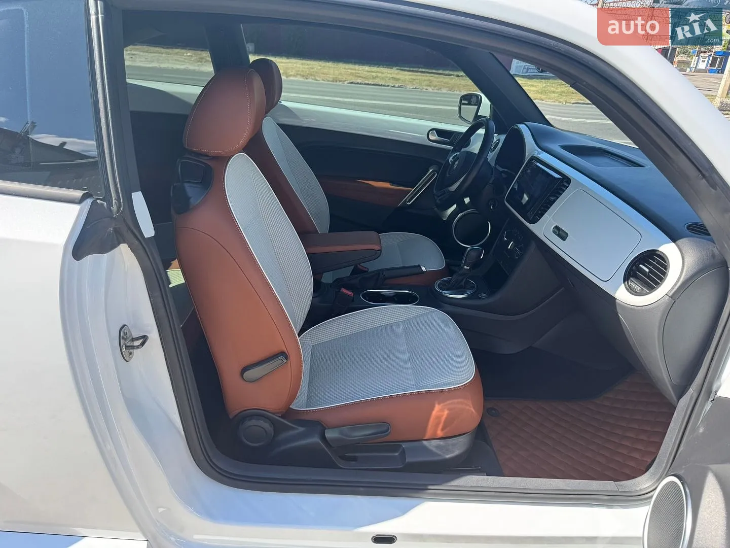 2015 Volkswagen Beetle - мініатюра 19