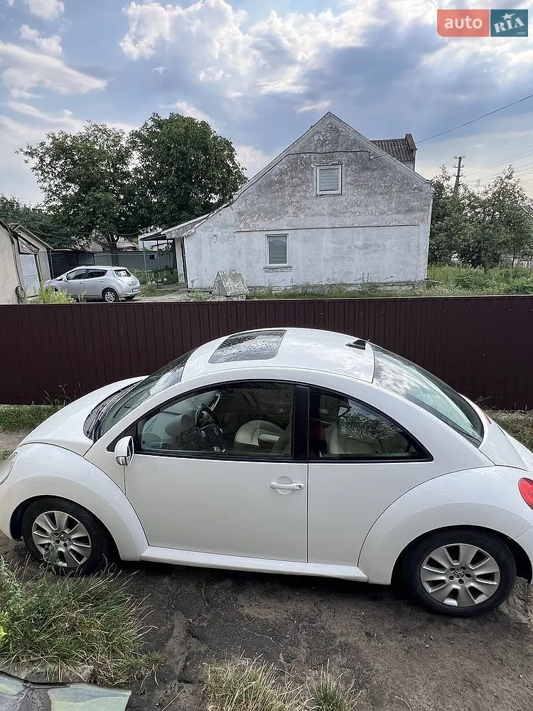 2010 Volkswagen Beetle - мініатюра 8