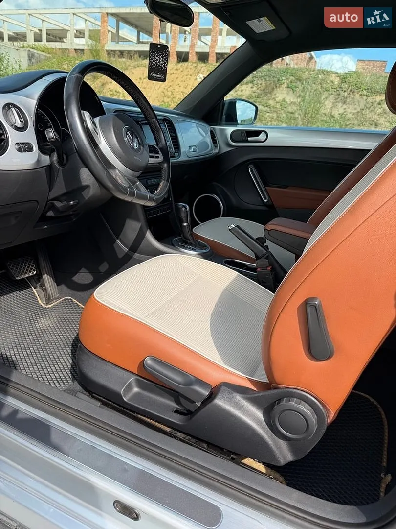 2015 Volkswagen Beetle - мініатюра 8