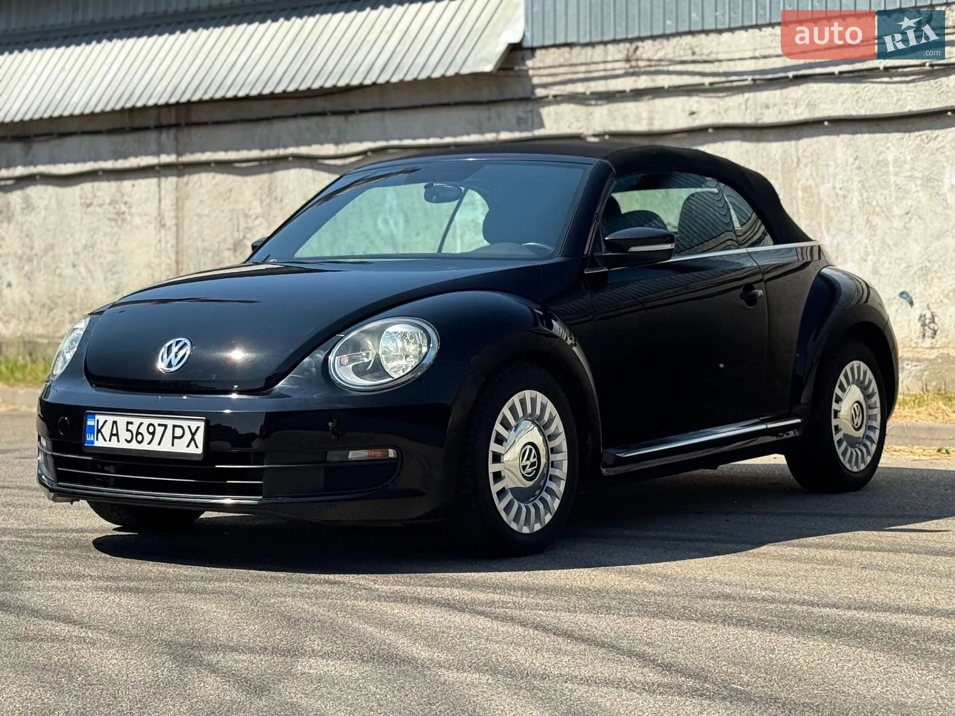 2015 Volkswagen Beetle - мініатюра 3