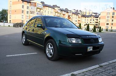 Седан Volkswagen Bora 1998 в Івано-Франківську