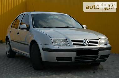 Седан Volkswagen Bora 2001 в Харькове