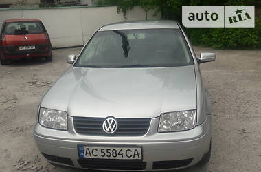 Седан Volkswagen Bora 2002 в Луцьку