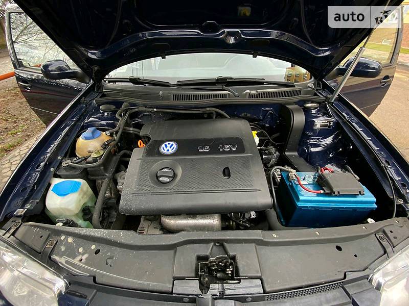 Седан Volkswagen Bora 2002 в Мукачевому