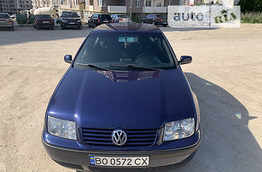Седан Volkswagen Bora 2003 в Тернополе