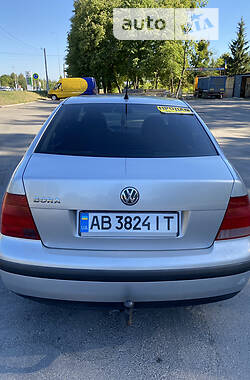 Седан Volkswagen Bora 2001 в Тульчине
