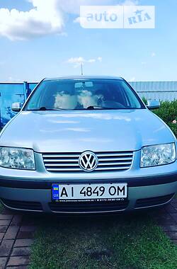 Седан Volkswagen Bora 2000 в Бородянке