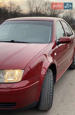 Седан Volkswagen Bora 1999 в 