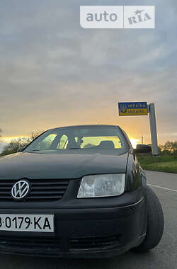 Седан Volkswagen Bora 1999 в Ямполі