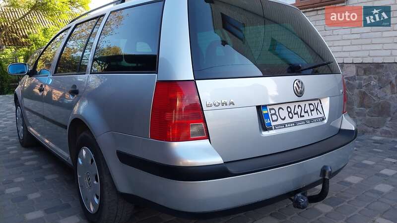 Универсал Volkswagen Bora 2001 в Ходорове