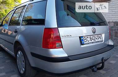 Универсал Volkswagen Bora 2001 в Ходорове