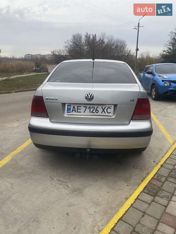 Volkswagen Bora 2004