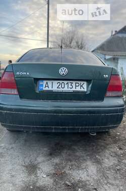 Седан Volkswagen Bora 1999 в Попельне