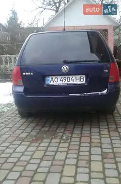 Volkswagen Bora 2000