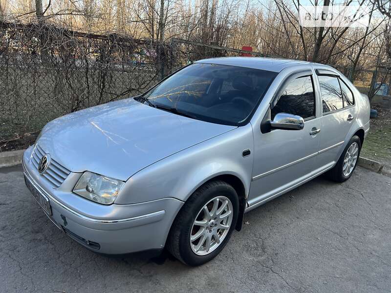 Седан Volkswagen Bora 2003 в Кривом Роге