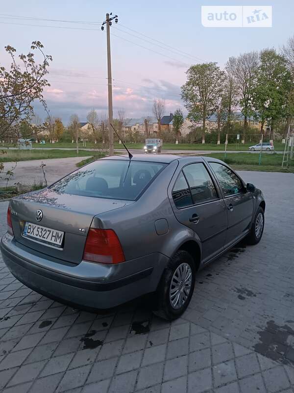 Седан Volkswagen Bora 2003 в Хмельницком