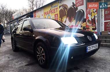 Седан Volkswagen Bora 2003 в Чернигове