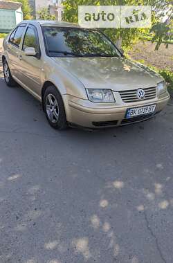 Седан Volkswagen Bora 2003 в Ровно