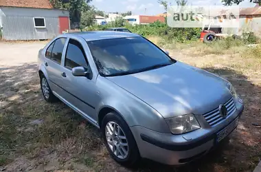 Volkswagen Bora 2001