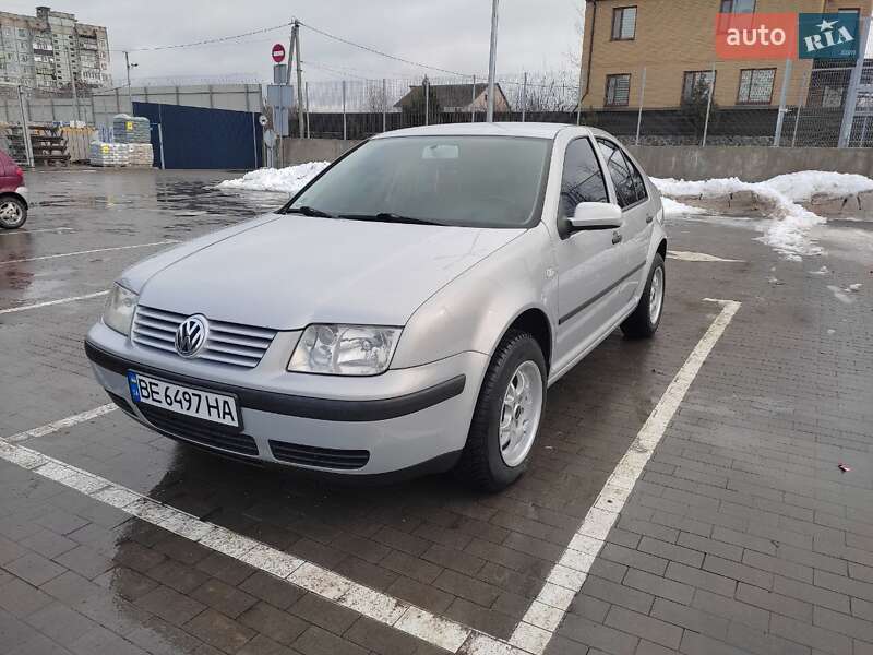 Volkswagen Bora 2000
