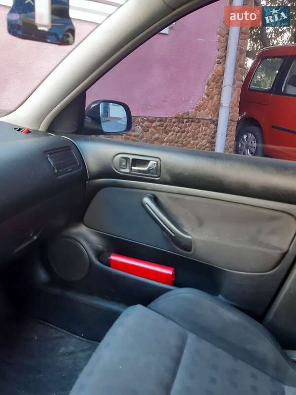 Універсал Volkswagen Bora 2001 в Львові