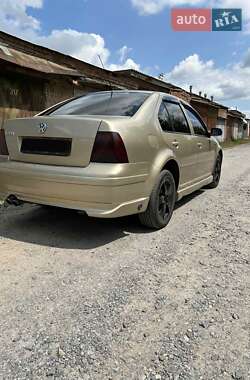 Седан Volkswagen Bora 2003 в Вінниці
