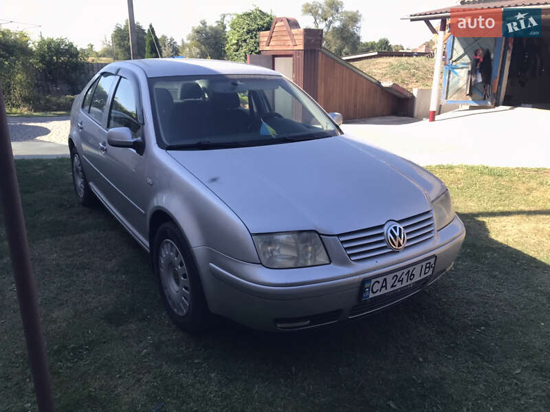 Volkswagen Bora 2003