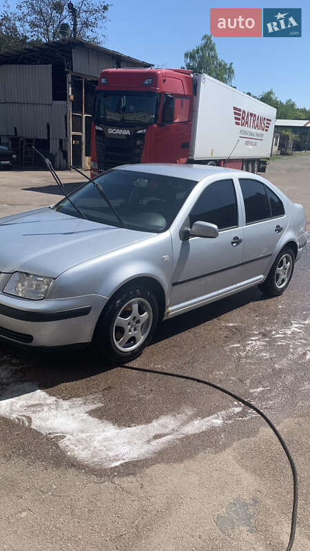 Седан Volkswagen Bora 2003 в Киеве фото 9 Седан Volkswagen Bora 2003 в Киеве