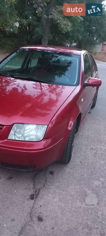 Седан Volkswagen Bora 1999 в Чернигове