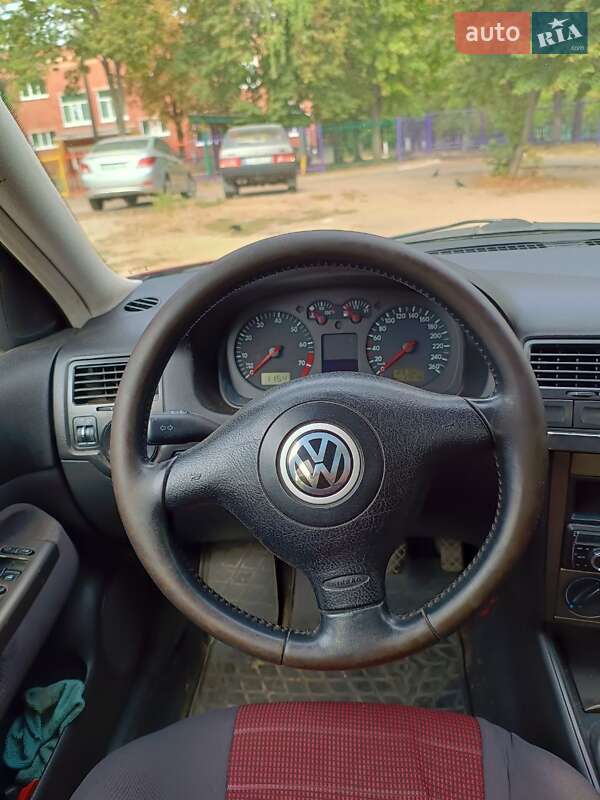 Седан Volkswagen Bora 1999 в Чернигове
