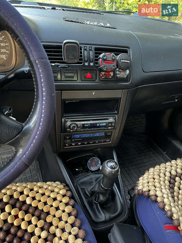 Седан Volkswagen Bora 2000 в Мурованых Куриловцах