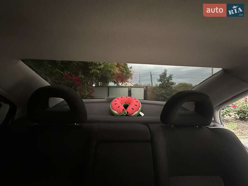 Седан Volkswagen Bora 2000 в Іллінцях