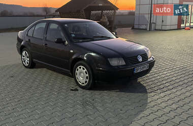 Седан Volkswagen Bora 2003 в Новоселице