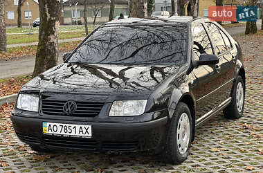 Седан Volkswagen Bora 2005 в Мукачевому