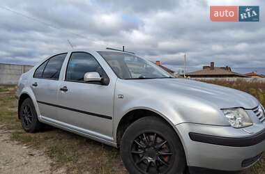 Седан Volkswagen Bora 2003 в Чернигове