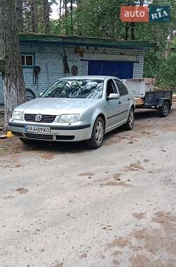 Седан Volkswagen Bora 2000 в Іванкові