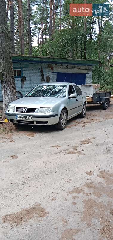Volkswagen Bora 2000