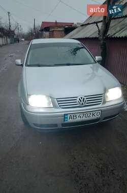 Седан Volkswagen Bora 2002 в Виннице