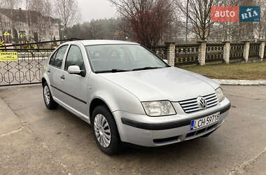 Седан Volkswagen Bora 1999 в Вараші