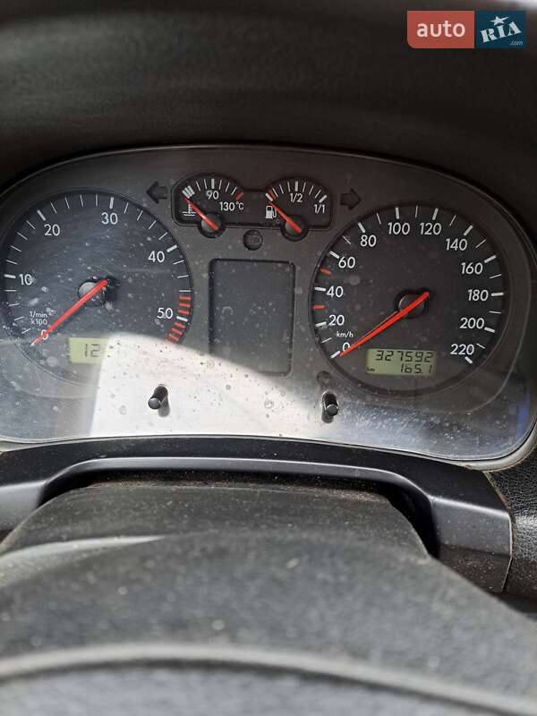 Седан Volkswagen Bora 2001 в Хмельнике