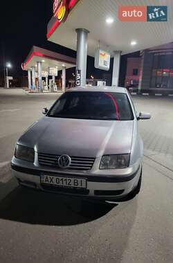 Седан Volkswagen Bora 2001 в Харкові