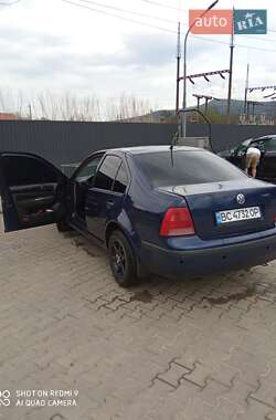 Седан Volkswagen Bora 2003 в Сколе