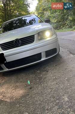 Седан Volkswagen Bora 2002 в Хмельницькому