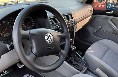 Седан Volkswagen Bora 1999 в Чернівцях