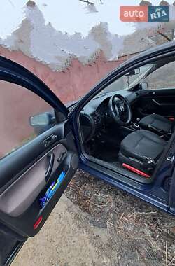 Седан Volkswagen Bora 2000 в 