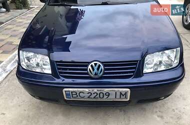 Седан Volkswagen Bora 1999 в Самборе