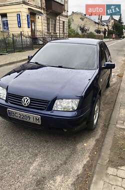 Седан Volkswagen Bora 1999 в Самборе